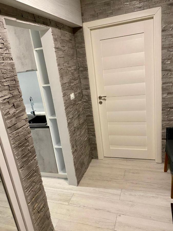 Apartament Catalin 1 Arad Bagian luar foto